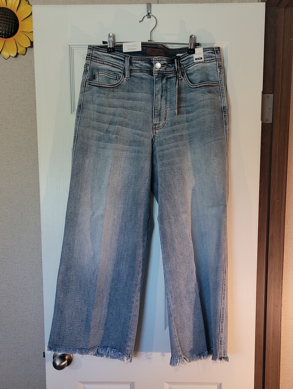 Judy Blue Light Blue Wide-Leg Frayed Hem Jeans